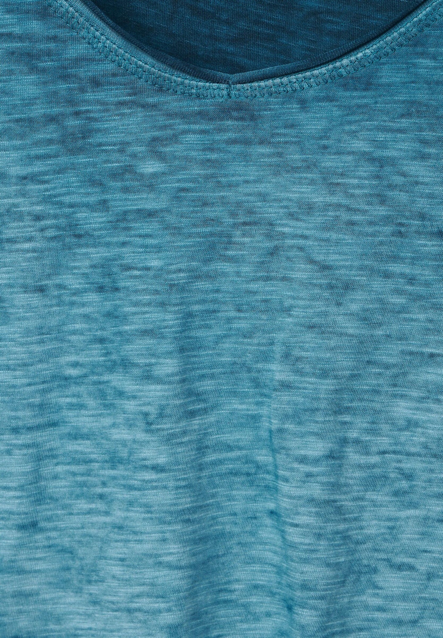 T-Shirt in Unifarbe