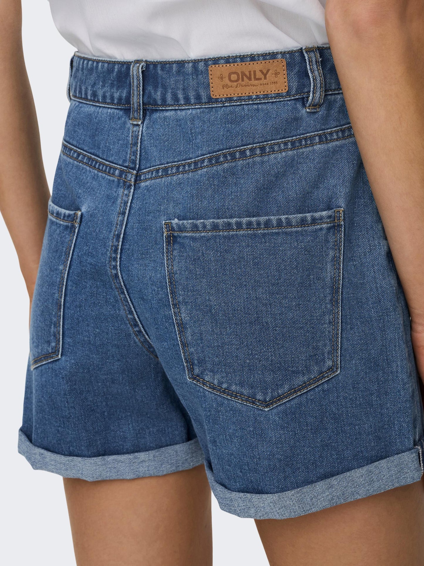 ONLVEGA HW MOM DNM SHORTS NOOS