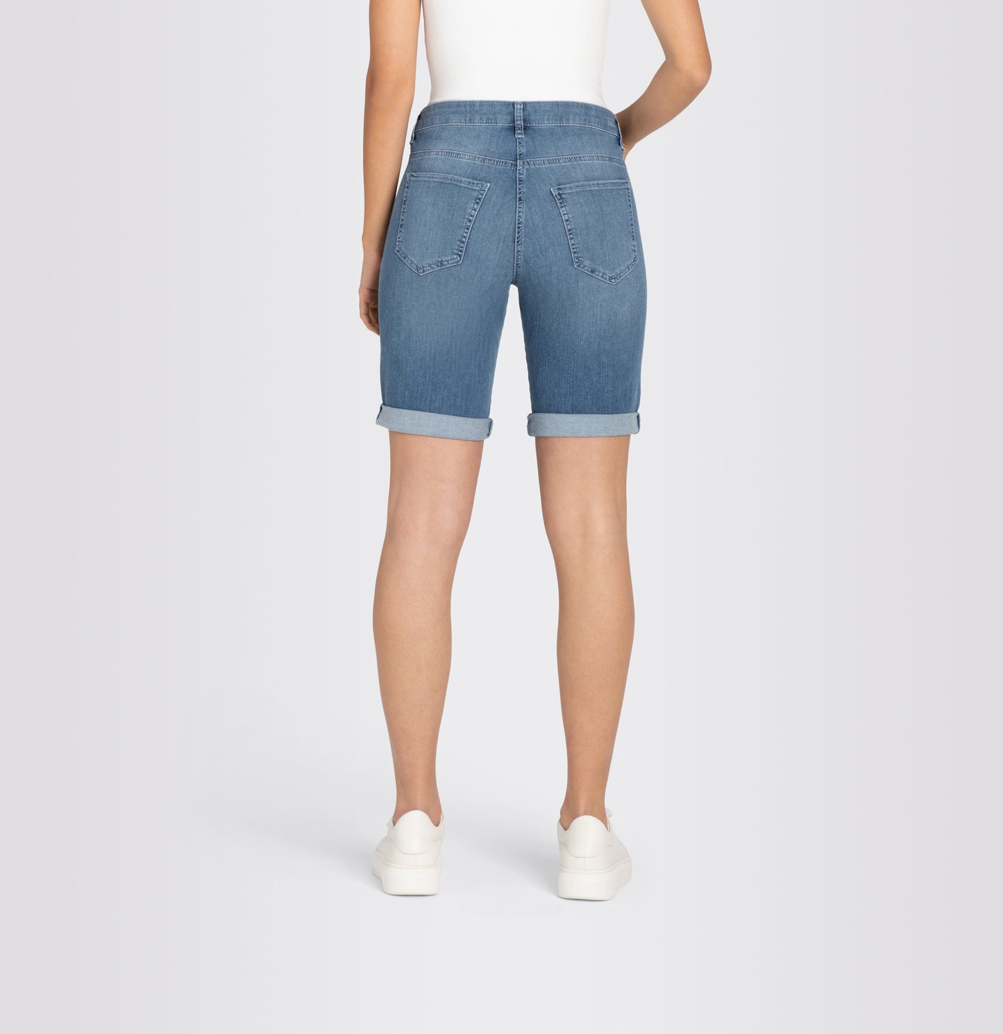MAC JEANS - SHORTY summer clean, Soft light denim