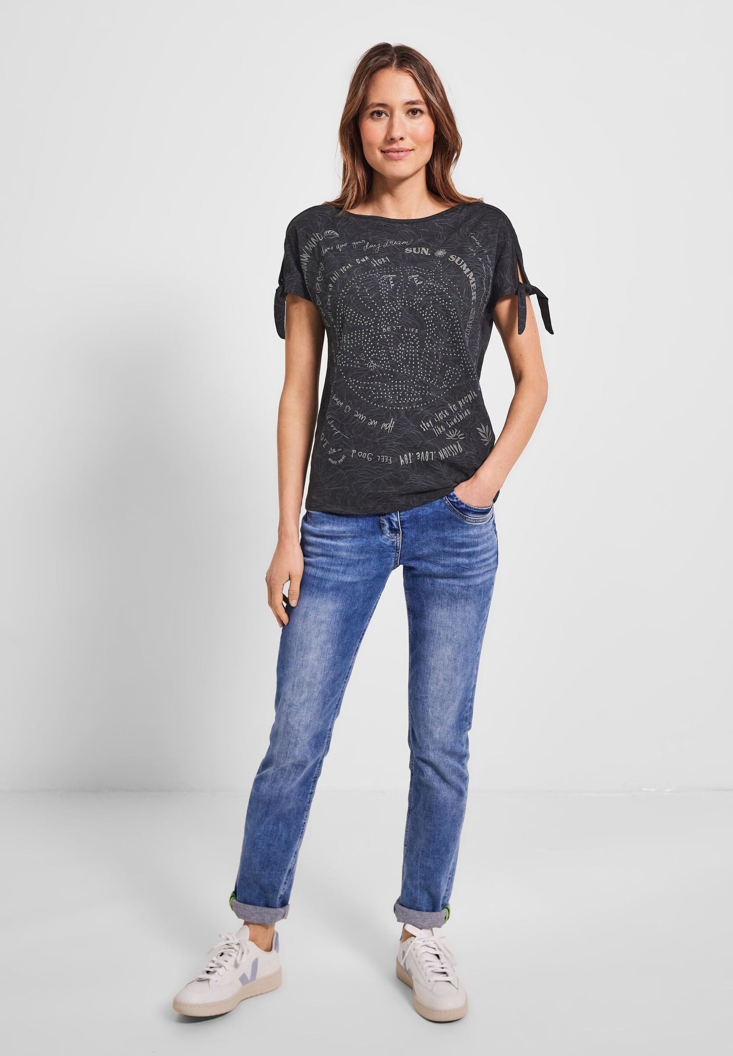 T-Shirt mit Knotendetail