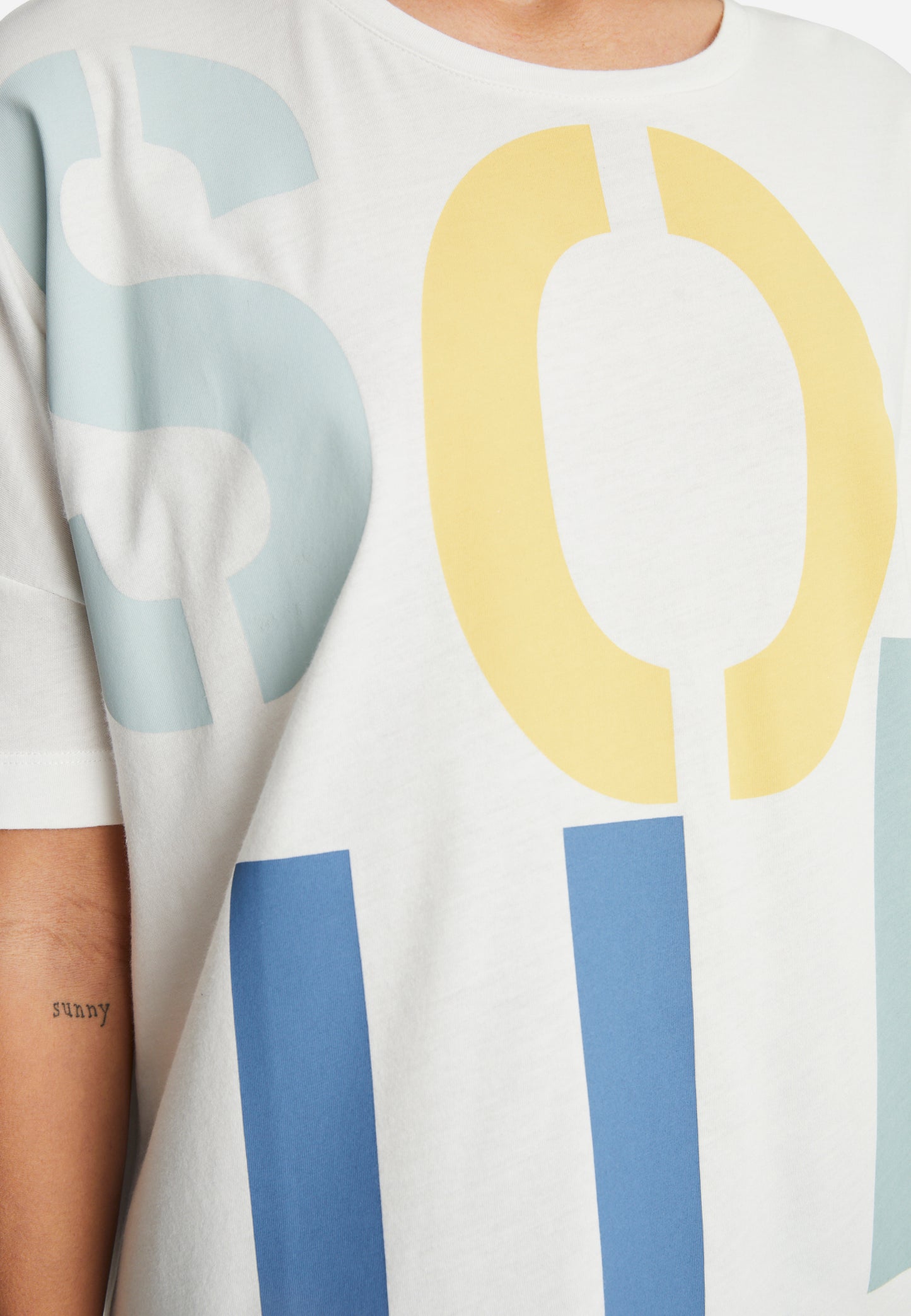 T-shirt Big Letters