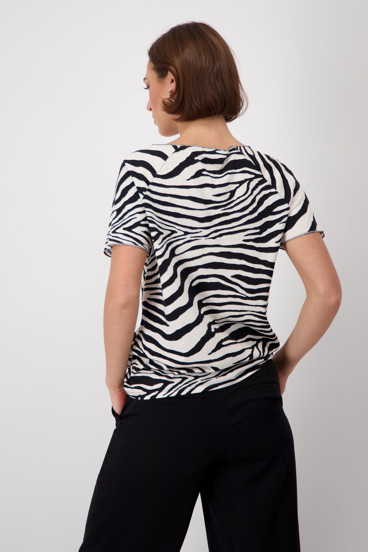 T-Shirt, schwarz gemustert