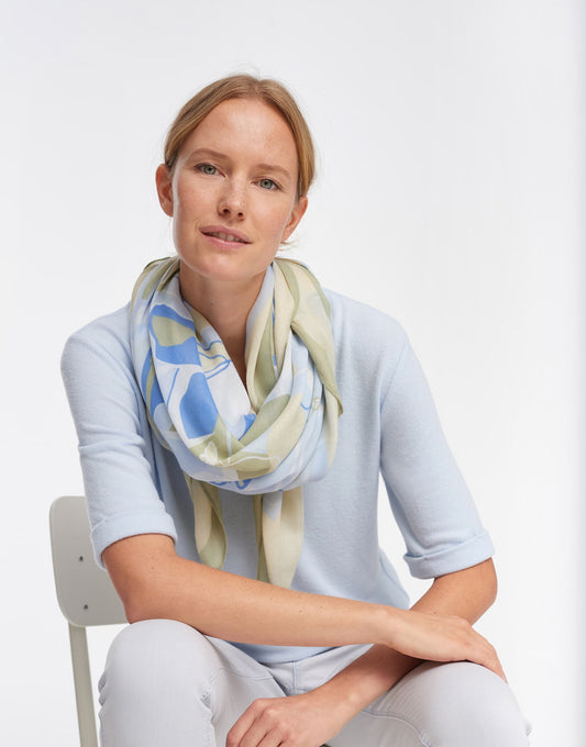 Ablossi scarf