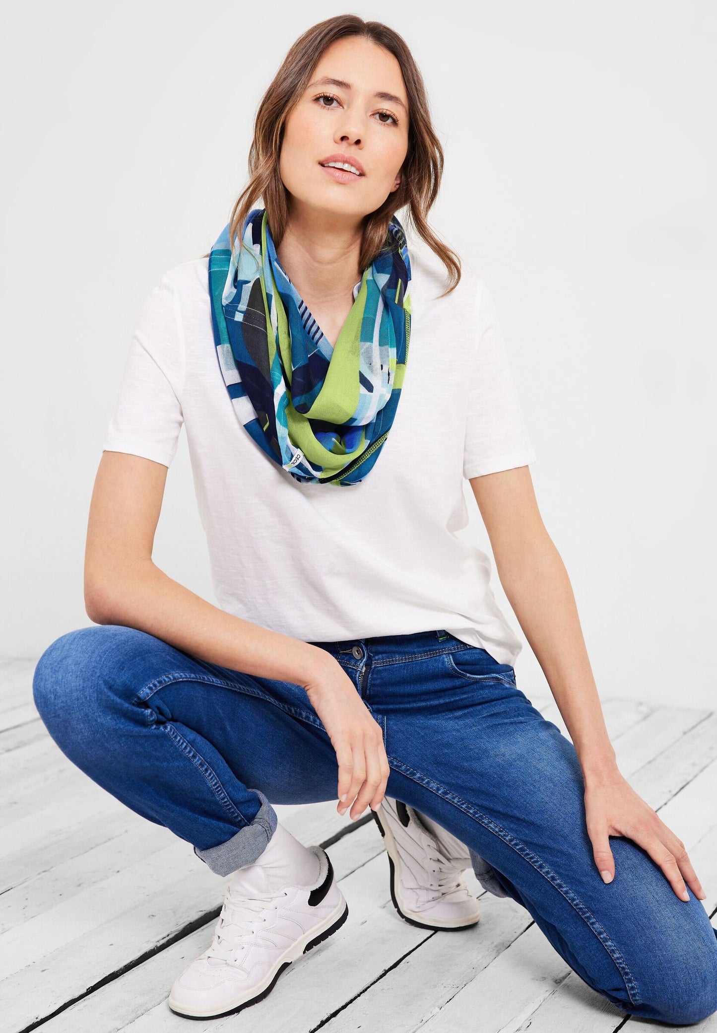 Loopschal mit Allover-Print